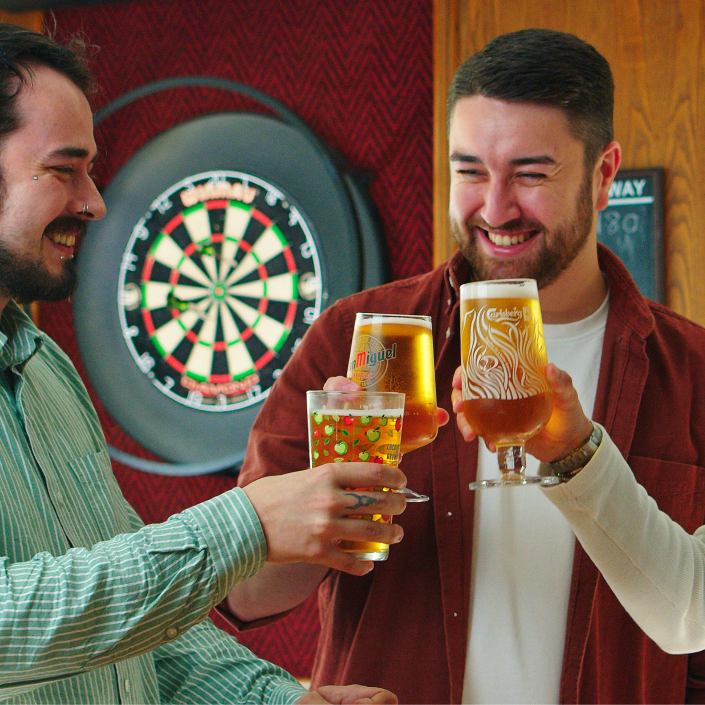 Raise a glass This Father's Day at The Hinkler in Thornhill, Southampton!